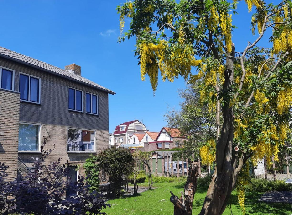 Kapiteinshuis Breskens Exterior photo